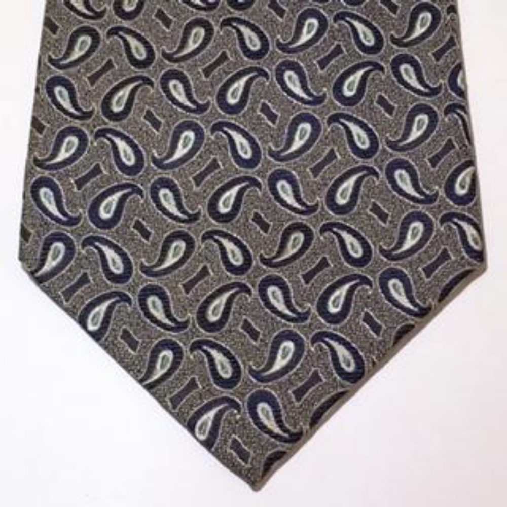 Burberrys of London Tie 100% Silk Paisley Italian - Picture 7 of 7